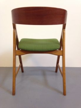 Green Henning Kjænulf chairs