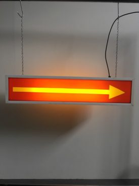 Illuminating arrow sign