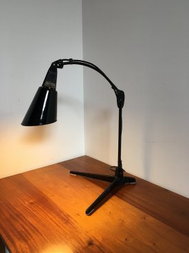 Walligraph V Base Table lamp