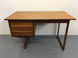 VI-MA Møbler Desk