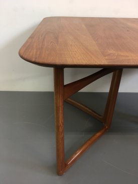 France & Daverkosen Extending Table