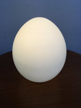 Laurel Egg lamp