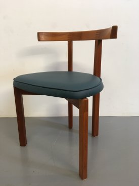 Peter Hvidt T Chair