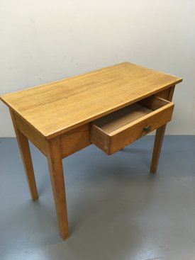 Single Drawer Desk