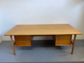 Arne Vodder Executive Desk