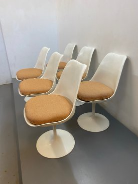 Saarinen Tulip Chairs