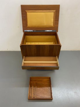 1960’s Walnut Sewing Box